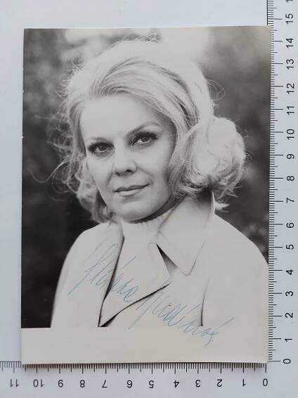 Slávka Budínová - originální autogram na fotografii