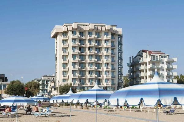 Hotel Terminal Palace