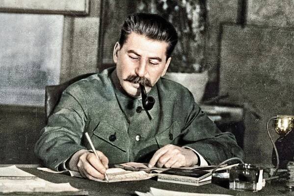 Ti, co měli přijít, nepřišli... aneb komunistické sny z roku 1938 o tom, jak nás před Hitlerem ochrání Sovětský svaz