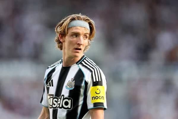 Aston Villa vs Newcastle Preview – Premier League 2025-26 | Form, Injuries, Lineups & Prediction 8