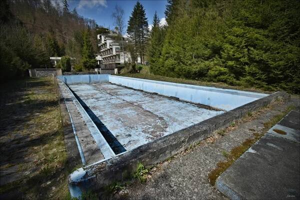 OZDRAVOVNA VOJTĚCHOV,OKOLÍ - DÍL II. | Urbex fans - sociální síť pro fanoušky Urbexu