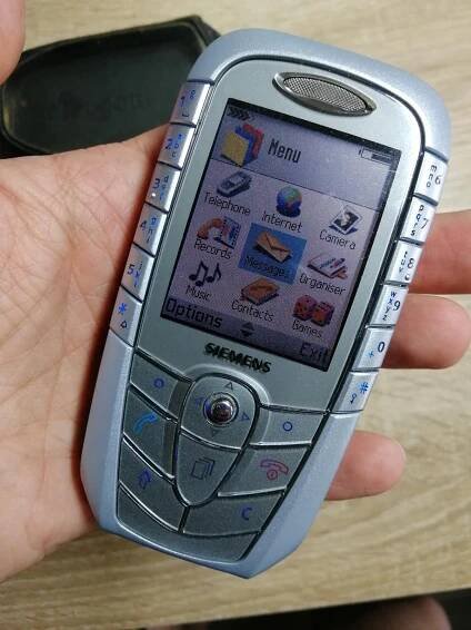 Siemens SX1 + Krabice - Mobily a chytrá elektronika