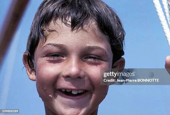 Nicolas Charrier, le fils de Brigitte Bardot, à La Madrague en août 1967, à Saint-Tropez, France.