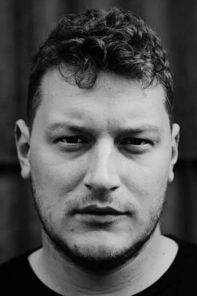 Ari Alexander herec