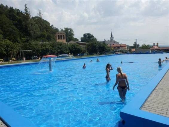 Koupaliště v Lysicích › Dovčasdětmi.cz