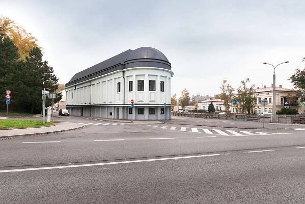 Jak bude vypadat stoleté kino po opravě? Bude mít dva sály a méně sedaček
