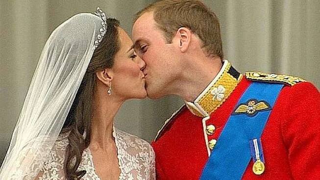 Britský princ William si v pátek vzal ve Westminsterském opatství v Londýně Kate Middletonovou.