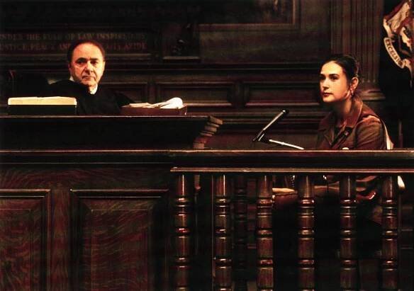 JUROR, Michael Constantine, Demi Moore, 1996, on the witness stand
