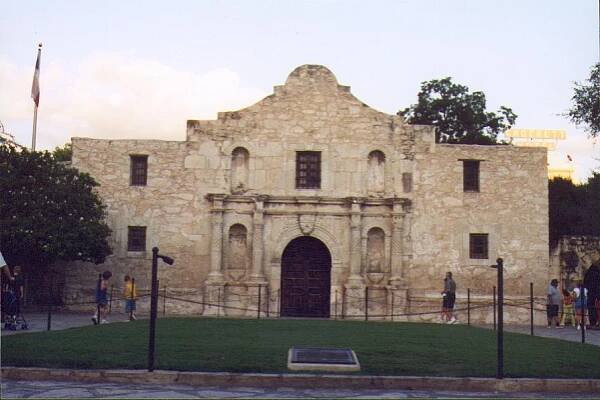 File:Alamo TX.jpg - Wikimedia Commons