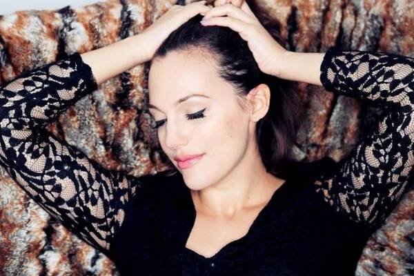 Meryem Uzerli fotka