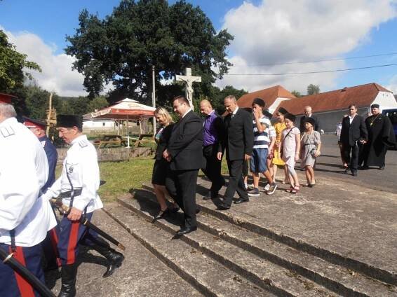 Oficiální stránky obce Telnice - Pietní akt k výročí Bitvy u Chlumce