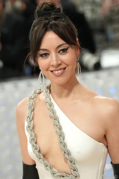 John Waters’s First Movie in 20 Years Will Star Aubrey Plaza, and I, For One, Am Ready