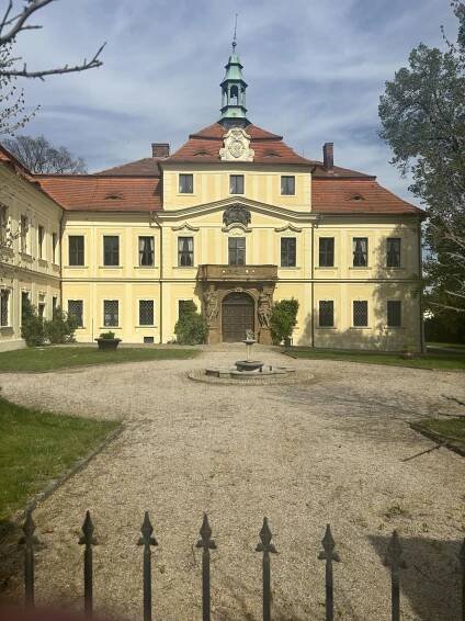 Zámek Mirošov foto 5