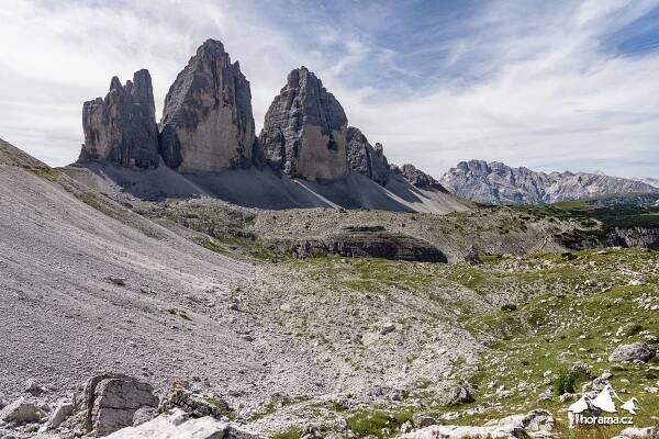 Ikonické dolomitské věže Tre Cime di Lavaredo ze všech světových stran | Horama