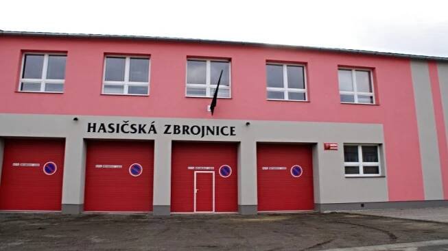 Hasičská zbrojnice svítí novotou | foto: Miroslav Kobza,  Český rozhlas