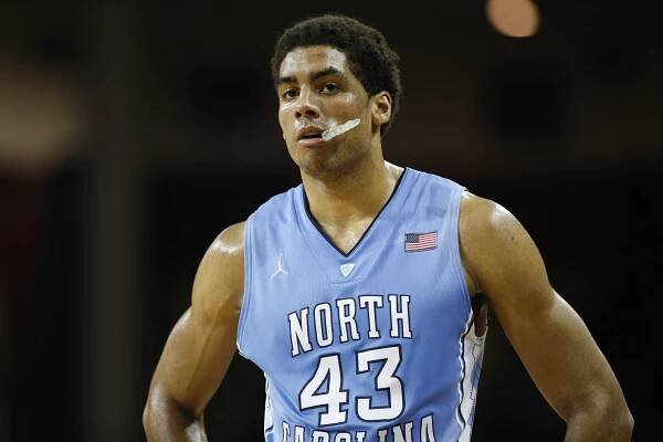 "Hey guys, check out my Seth Curry imitation"