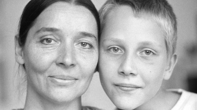 Rodinné prokletí krásné herečky Libuše Geprtové. Utajované dítě s Jandákem, matka ji zavrhla