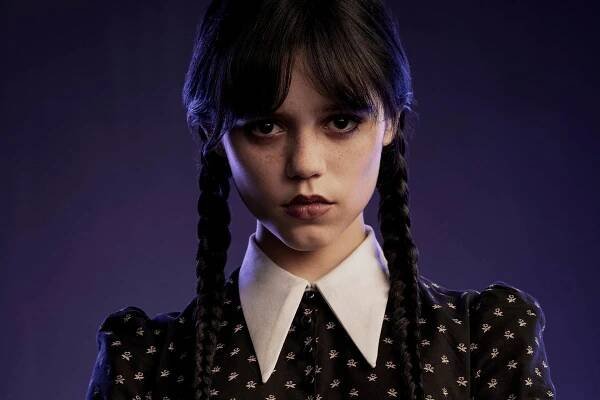 Peklo jsou ti druzí: Proč milujeme Wednesday Addams?