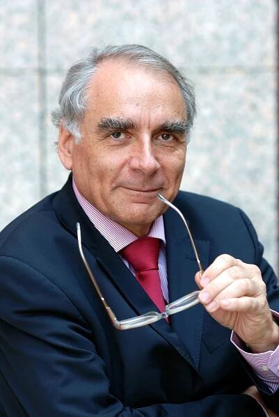 Tibor Frank