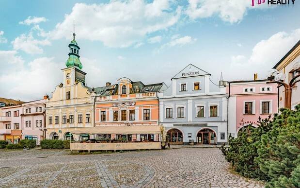 Restaurace, Staré náměstí, Rychnov nad Kněžnou, 597 m²