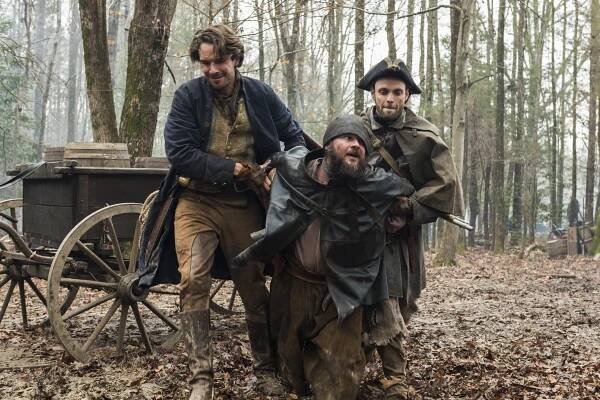 Daniel Henshall