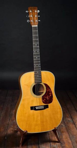Martin 1976 D28
