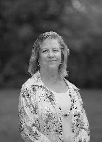 barbara-bw-5f44587f6b72d-6007601192805