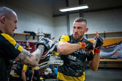 Skalpel, prosím! Zvěrolékař i zápasník Raška: Svědomí mi nedovolí dělat jen MMA
