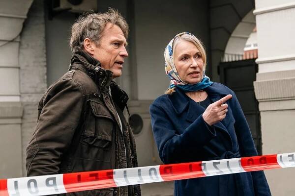 Speciální tým Kolín - Ausgestopft - Z filmu - Pierre Besson, Therese Hämer