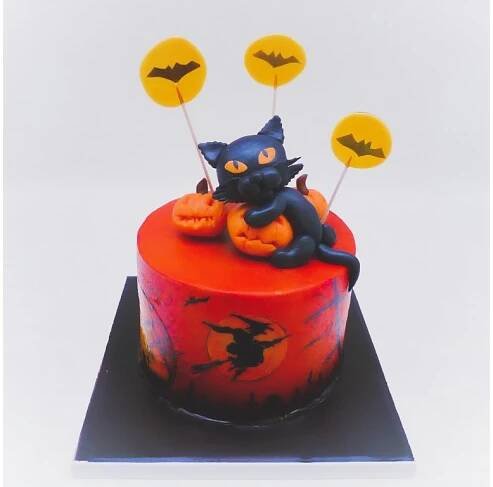 Dort helloweenský s kočkou - www.dortnaobjednavku-shop.cz