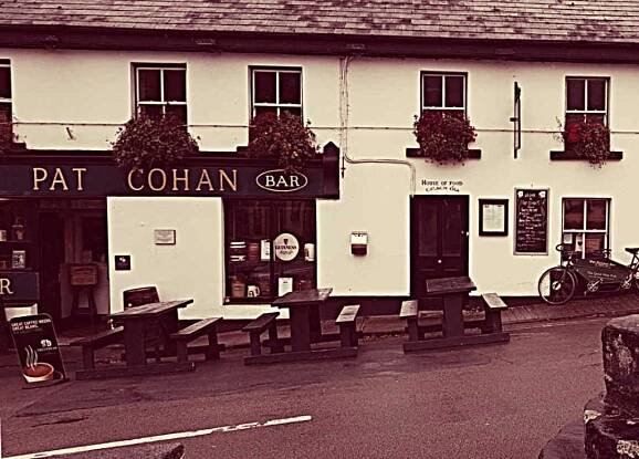 Pat Cohan's pub, Cong