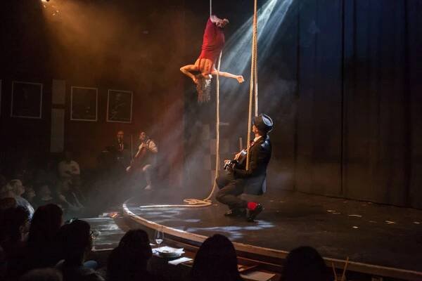 Franco & Lolla | Liz & Howard - Counterweight Rope