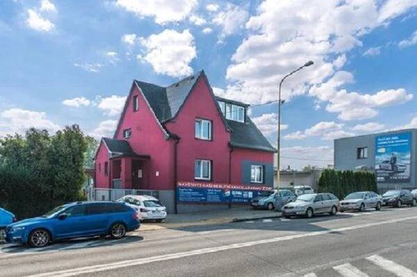RE/MAX Elite Reality 2 foto 3
