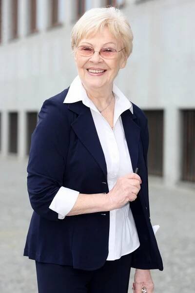 Další smutná zpráva: Odešla Valentina Thielová alias profesorka Boženka ze Sněženek a machrů