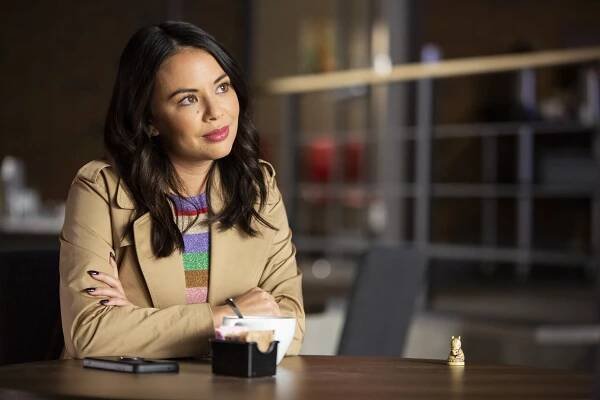 Prolhané krásky: Perfekcionistky - The Patchwork Girl - Z filmu - Janel Parrish