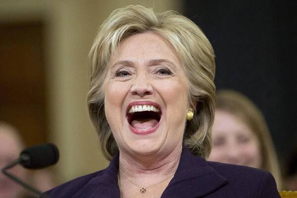 Dans la peau d'Hillary Clinton (2016)