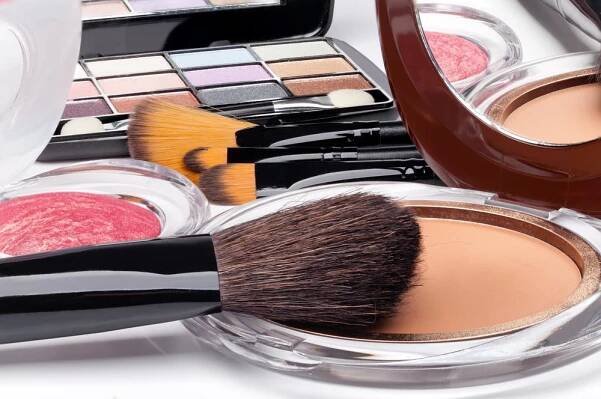 10 beauty triků pro svěží vzhled pleti na svatbě | Beremese.cz