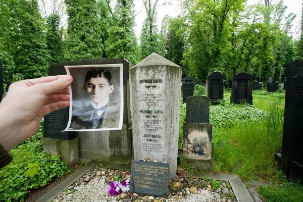 Franz Kafka byl nekuřák, abstinent a vegetarián, přesto ho zabila vážná nemoc