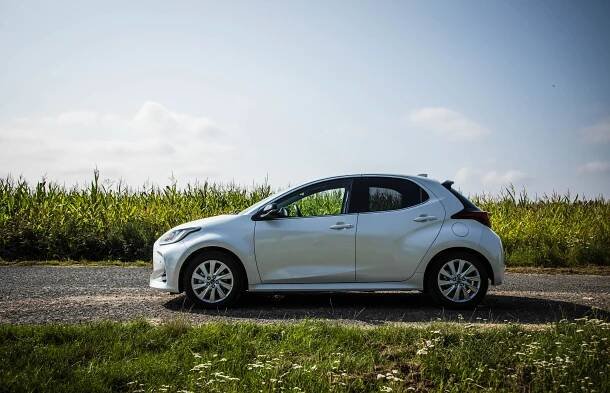 Skvělé auto pro šetřílky i nadšené řidiče: Mazda 2 je nově autem dvou tváří