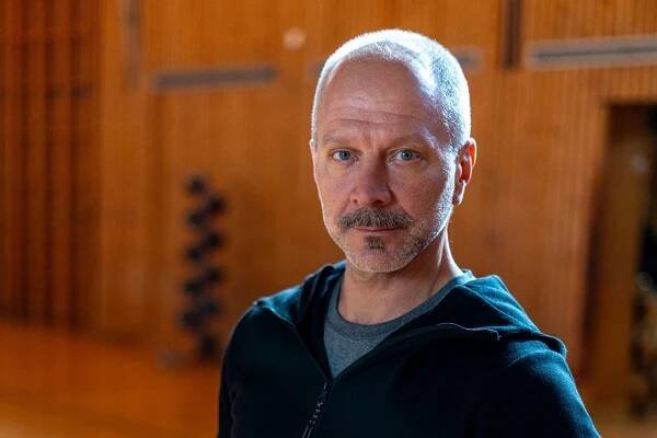 Simon Hatzl - School of Champions - Es wird eng - Promo