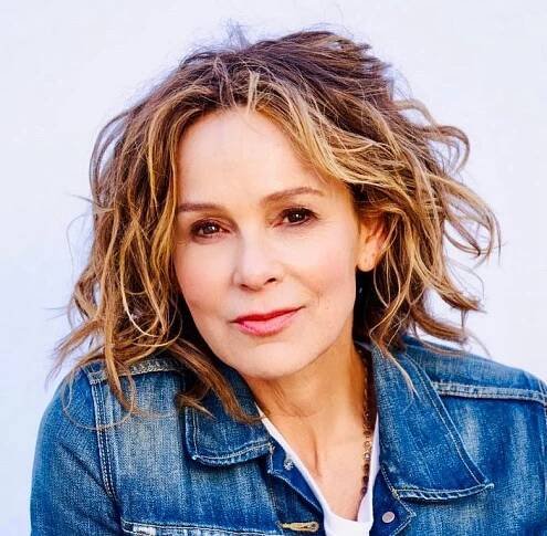 Jennifer Grey Gets Candid in 'Powerful' New Memoir Out of the Corner: 'Take Back Your Narrative'