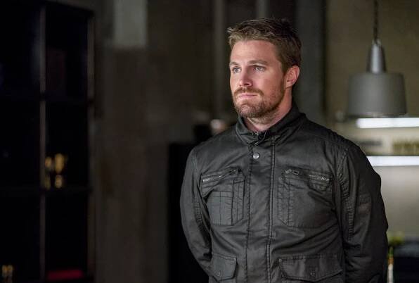 Arrow - Věrnost je věc vrtkavá - Z filmu - Stephen Amell