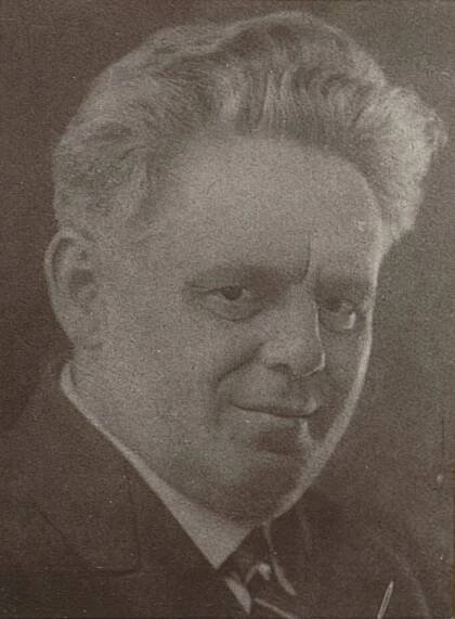 Soubor:Album representantů všech oborů veřejného života československého - 1927 Emil Pollert.jpeg