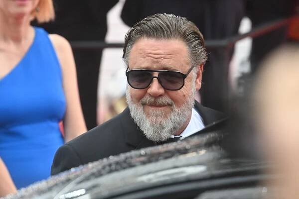 Obrazem: Jsem ohromený, Vary jsou lepší než všechny festivaly, řekl Russell Crowe