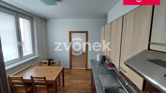 Pronájem bytu 3+1 72 m², Severní Vršava, Zlín