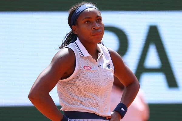 Coco Gauff Tearfully Tells Umpire 'You Should Be Ashamed!' in Argument During French Open Loss