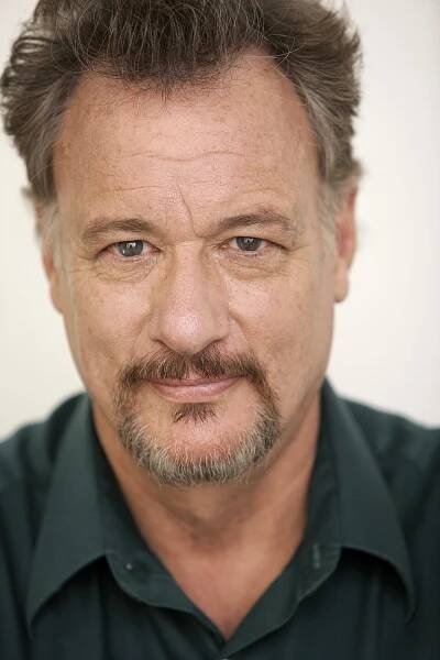 Soubor:John de Lancie casual.jpg – Wikipedie