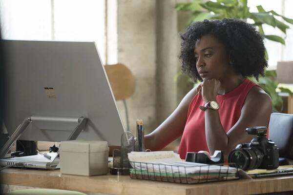 Tady a teď - If a Deer Sh*ts in the Woods - Z filmu - Jerrika Hinton