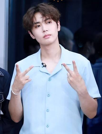 Lee Jae-yoon (singer)