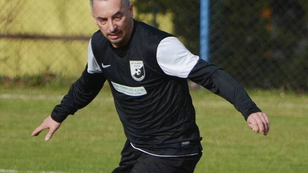 Jiří Němeček pěti góly sestřelil béčko Vacova